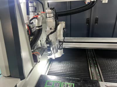 Por que a máquina de despanelamento de PCB é essencial para a engenharia de precisão