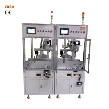 Máquina de chave de fenda em linha sob medida com motor servo, alimentador de parafuso de sopro automático e pista de transportador para operações de linha de montagem
