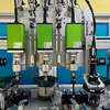 Máquina de montagem de inserção de rosca de visão de 3 cabeças de pórtico, máquina automática de inserção de helicoil para fundição sob pressão de nova energia